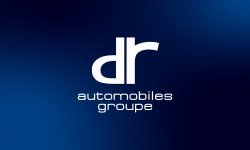 Maglia rosa di Mediatrends a Dr Automobiles