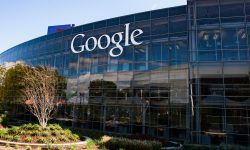 Google_Headquarters_Google_Logo_(52639793897)_free_Wikimedia_Commons