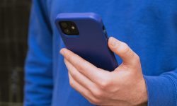 revendo-IN56SYV2dAM-unsplash_free_smartphone