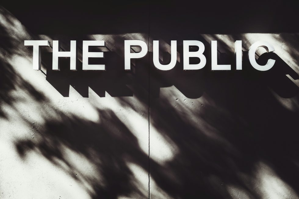 tim-mossholder-Z7U-Iy5EtSM-unsplash_free_public_opinion_opinione_pubblica