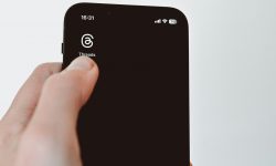nik-aW2gTAZo614-unsplash_free_Threads_app_Meta_social_media