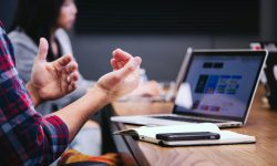 free_Unsplash_company_firm_azienda_risorse_Umane_hr_headway-5QgIuuBxKwM-unsplash