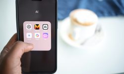free_unsplash_photo_chatgpt_claude_anthropic_openai_solen-feyissa-hWSNT_Pp4x4-unsplash